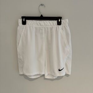 Nike White Tennis Short Size Small Like New